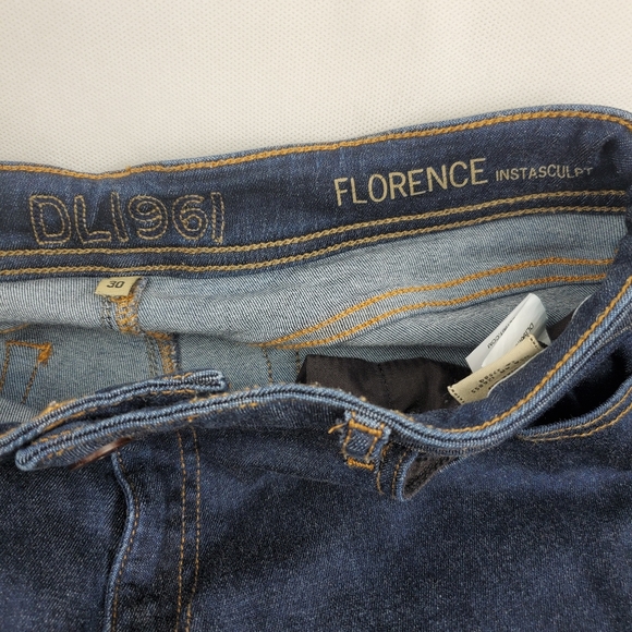 DL1961 Florence Instasculpt Skinny Jeans Size 30 - Picture 2 of 4